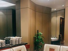 包厢-忘情水鱼头·鲜鱼火锅(滨江中路店)