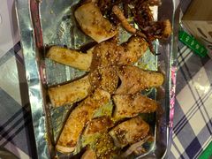 -马路牙子地桌烤肉(工体店)