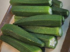 -猪三哥肥肠鸡川菜小炒
