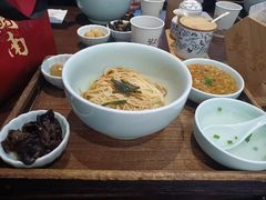 -蟹上黄·蟹黄面·江南糖水(人民广场店)