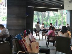 大堂-星巴克臻选(深圳东海缤纷天地店)