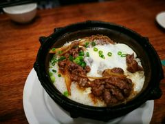窝蛋牛肉煲仔饭-正德顺順德雙皮奶(中信店)