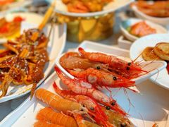 -雍容荟帝王蟹活龙虾展台自助(IFS黑金店)