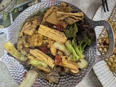 -天天向上素食餐厅(五台山店)