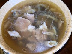 牛汤-汤锅大王(新平曹苏黄牛汤锅有限公司)