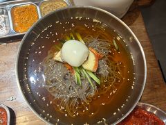 -明洞阿姨·韩式酱蟹烤肉·创意料理(三元桥店)