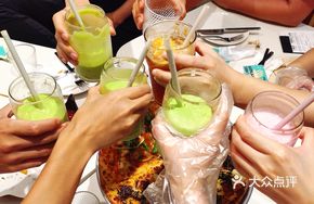 Avocado Strawberry Cake