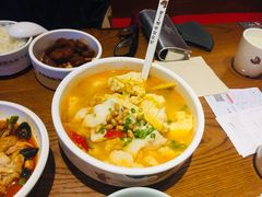 -渝是乎川渝小炒(新世界百货望京店)