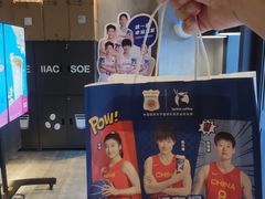 -瑞幸咖啡(石榴中心店)
