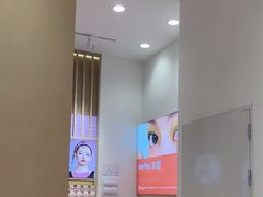 -moody彩瞳(环宇城店)
