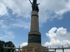 -人民防洪胜利纪念塔