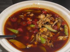 渝信麻辣馋嘴蛙-渝信川菜 · 川味家常菜(财富购物中心店)