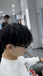 -藤野造型烫染·漂发