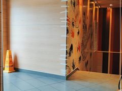 -麦当劳(卫星广场店)