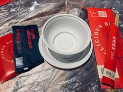 餐具摆设-巴厘龙虾·榜首油焖大虾(音乐学院·沿江酒馆店)