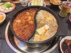 -沸炉重庆老火锅(军事博物馆店)