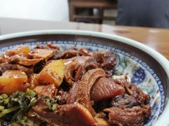 金牌半筋半肉面-旺泉餐饮店·清真牛肉面馆