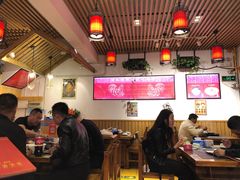 大堂-重庆烧鸡公火锅(簋街店)