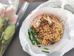 -建新园过桥米线(宝善街店)