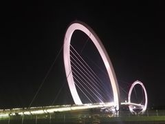 -南京眼步行桥