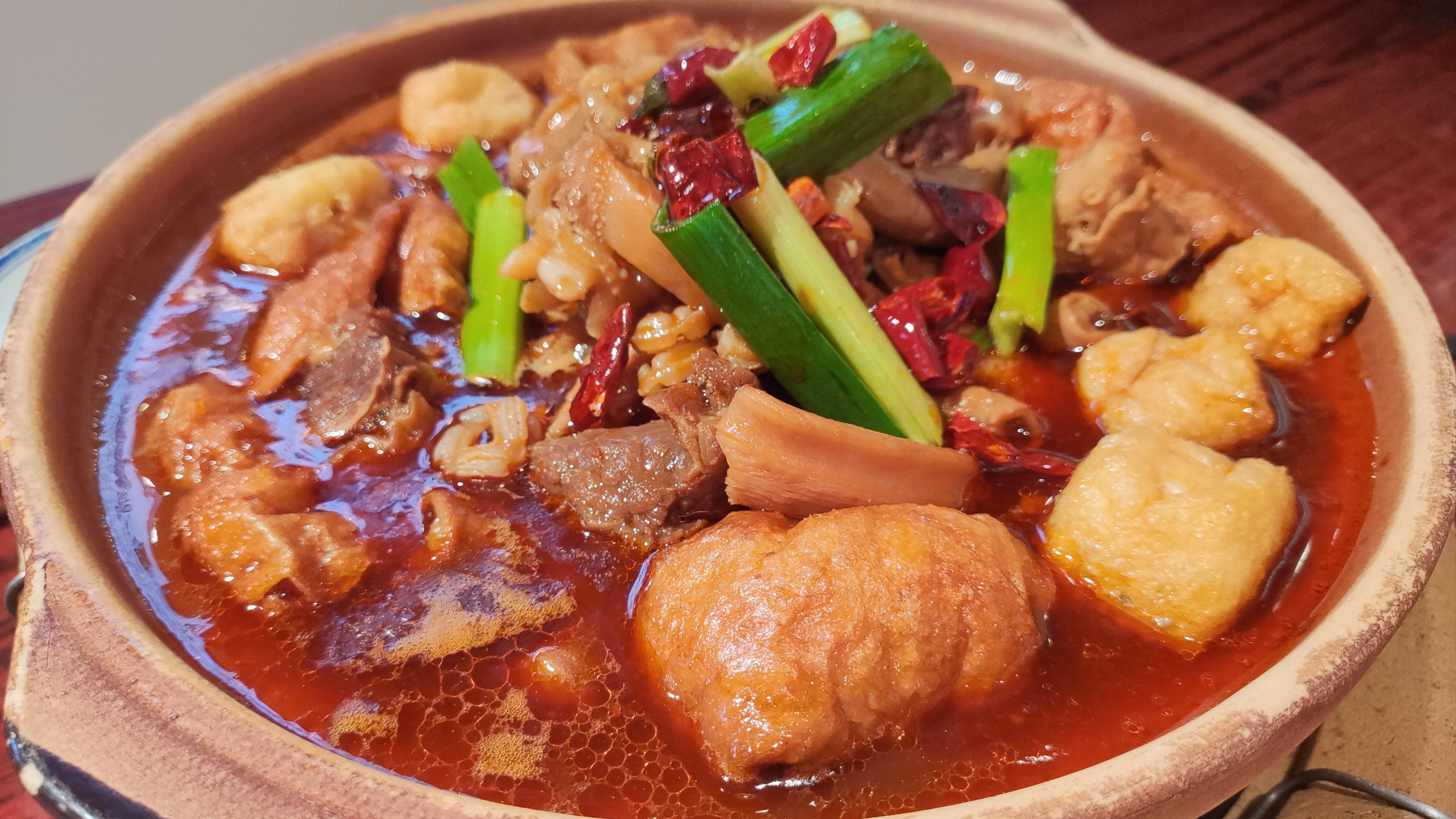 港式牛杂煲,寒冬里的暖身美食