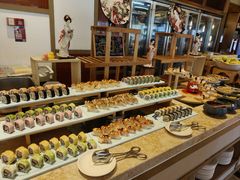 -大中华希尔顿酒店-念自助餐·嗨啤·小龙虾