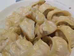 鸡汁锅贴-渝信川菜(工体店)