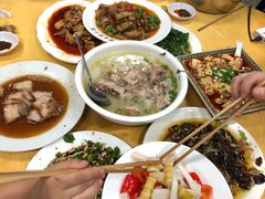 -荣生萝卜汤饭店
