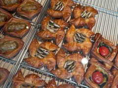 -VERIE BAKEHOUSE
