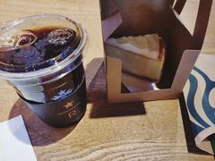 -星巴克臻选(北京嘉里中心第二店)