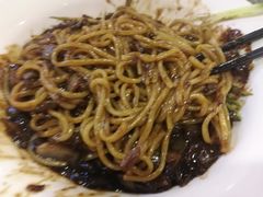 炸酱面-桃园中华料理炸酱面(燕儿岛路店)