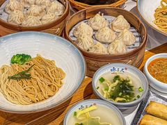 -馋三尺蟹粉小笼(人民广场店)