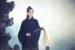 -九月鹰飞汉服摄影工作室
