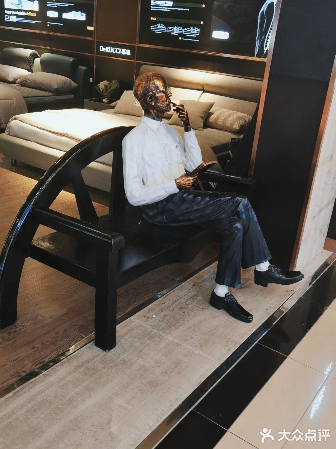 睡眠占据三分之一的时间
