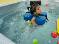 -鱼乐贝贝婴幼儿水育馆(达文路店)