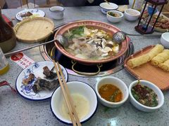 -阿婆情腊排骨火锅(金虹路店)