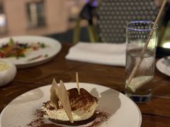 茴香酒配提拉米苏-POP露台西餐厅·望江阁