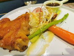 -又见马甲M8融合西餐厅(体育中心店)
