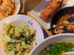 -湘人龙记老长沙米粉(华普国际大厦店)