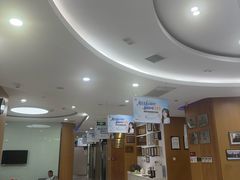 -雅悦齿科(顾村公园店)