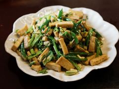 -王万妈卤猪脚(青岩交通路)
