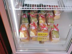 -红宝石·鲜奶小方·海派西点房(南翔店)
