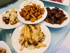 -天宜隆蘑菇宴火锅(石景山旗舰店)