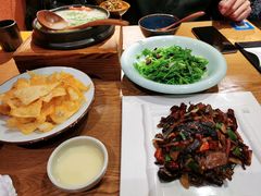 -麦麦山云南菜(复地活力城店)