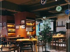 大堂-JINNS锦时 steak&pizza(浸信会礼拜堂旧址店)