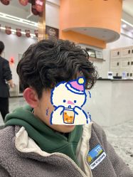 -V8潮牌·接发烫染连锁