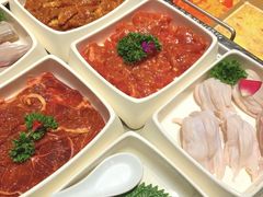 -海底捞火锅鲜切牛肉主题店(长寿路店)