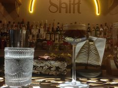 -Shift cocktail bar鸡尾酒吧