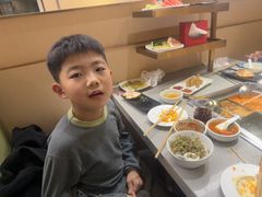 -海底捞火锅(新松江路生日主题店)