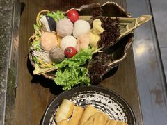 -湊湊火锅·茶憩(新中关购物中心店)